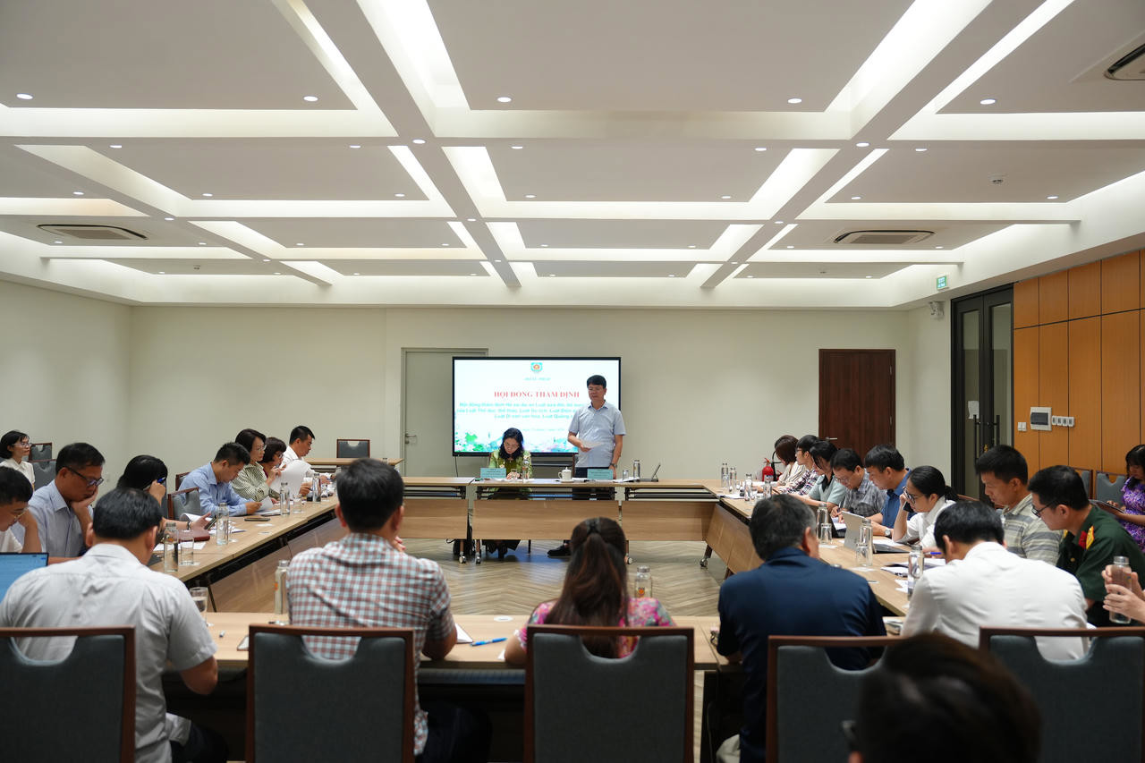Thẩm định Hồ sơ dự án Luật sửa đổi, bổ sung một số điều của 6 luật thuộc lĩnh vực văn hoá, thể thao và du lịch