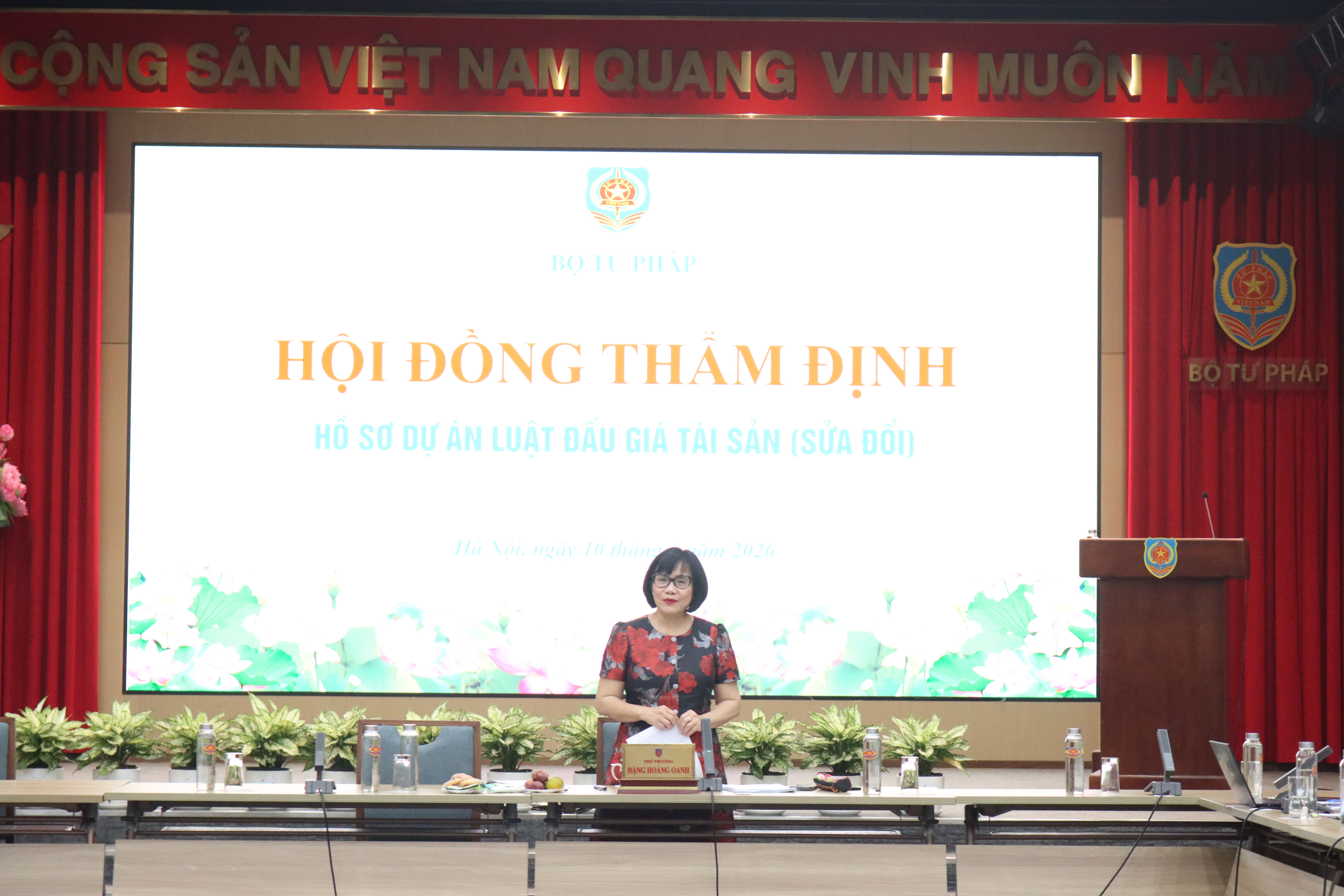 Tiếp tục nghiên cứu giải pháp khắc phục tình trạng "bỏ cọc" sau đấu giá